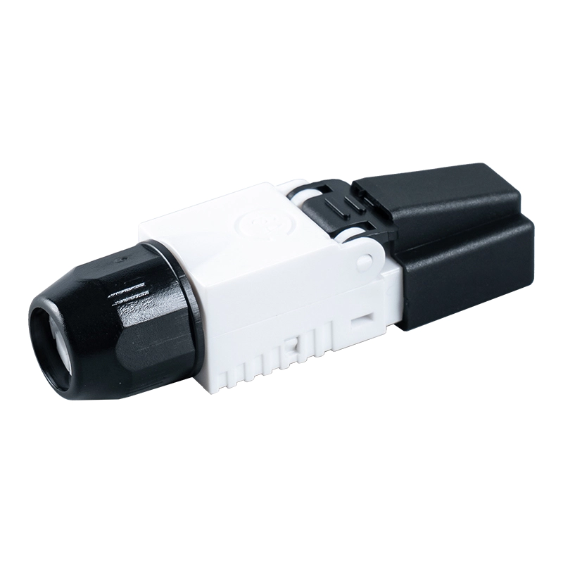 Cat7 niet-afgeschermde, gereedschapsloze RJ45-connector (met plastic doppen op de kop) RJ-G50U-1-C7